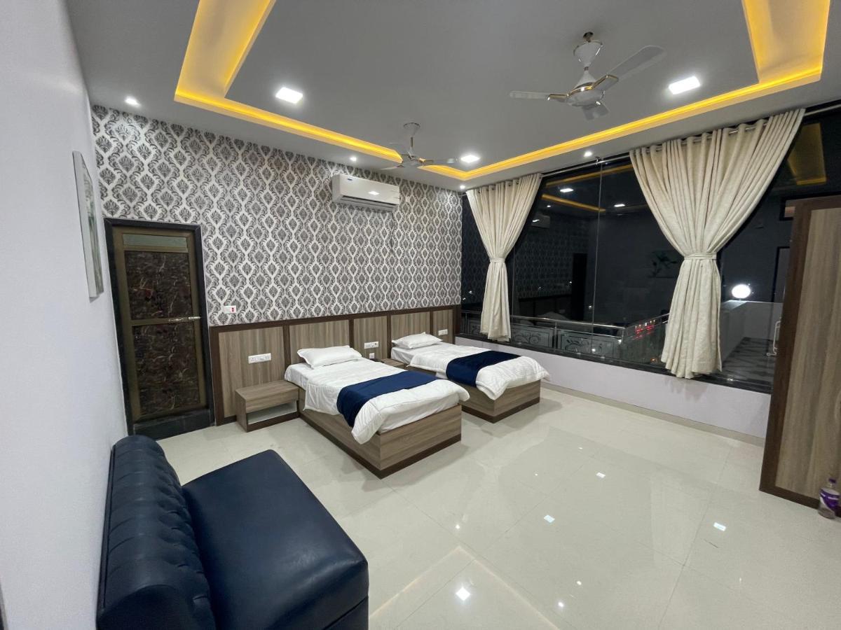 The Royal Palace Hotel Gorakhpur Eksteriør bilde