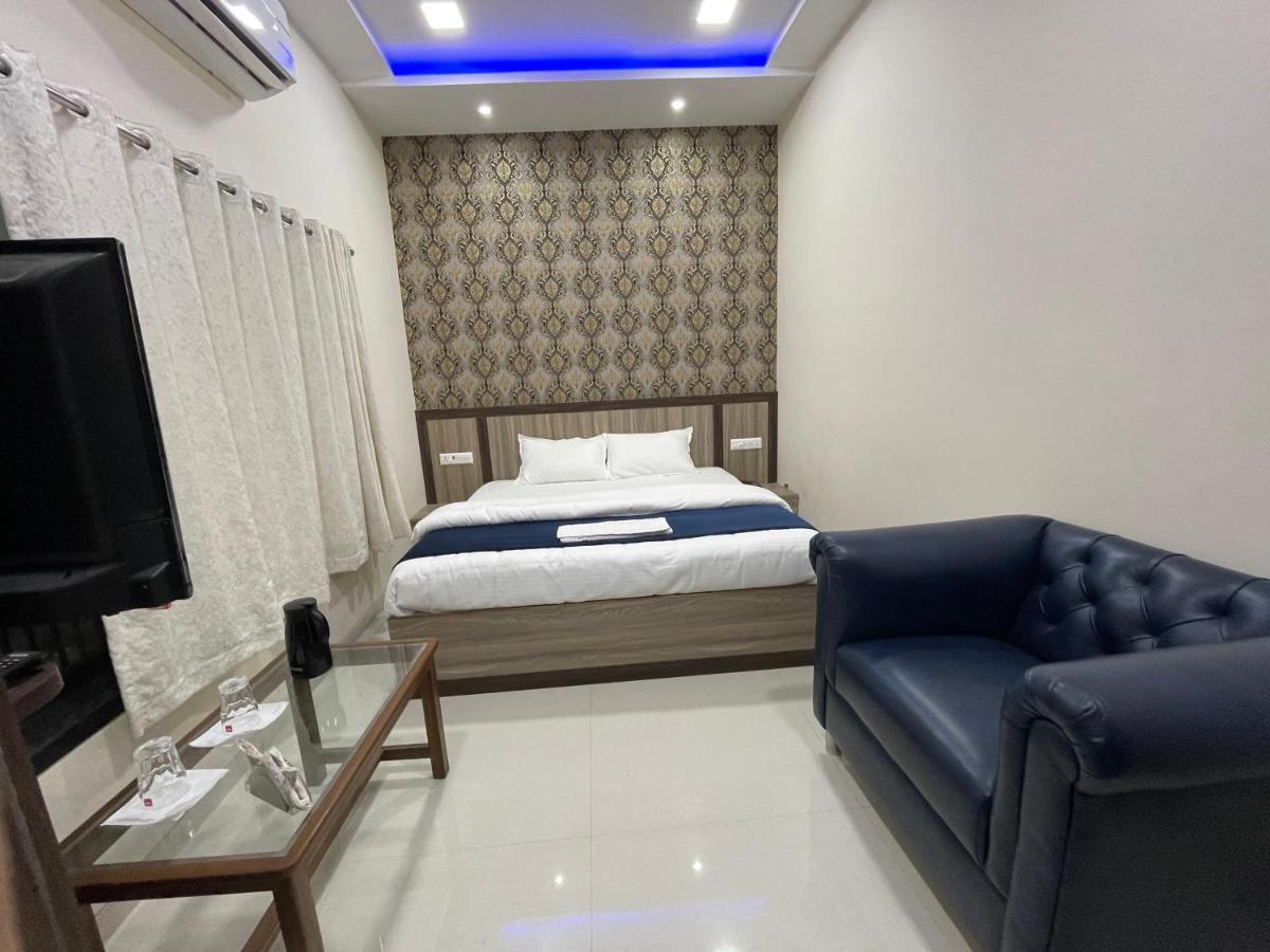 The Royal Palace Hotel Gorakhpur Eksteriør bilde