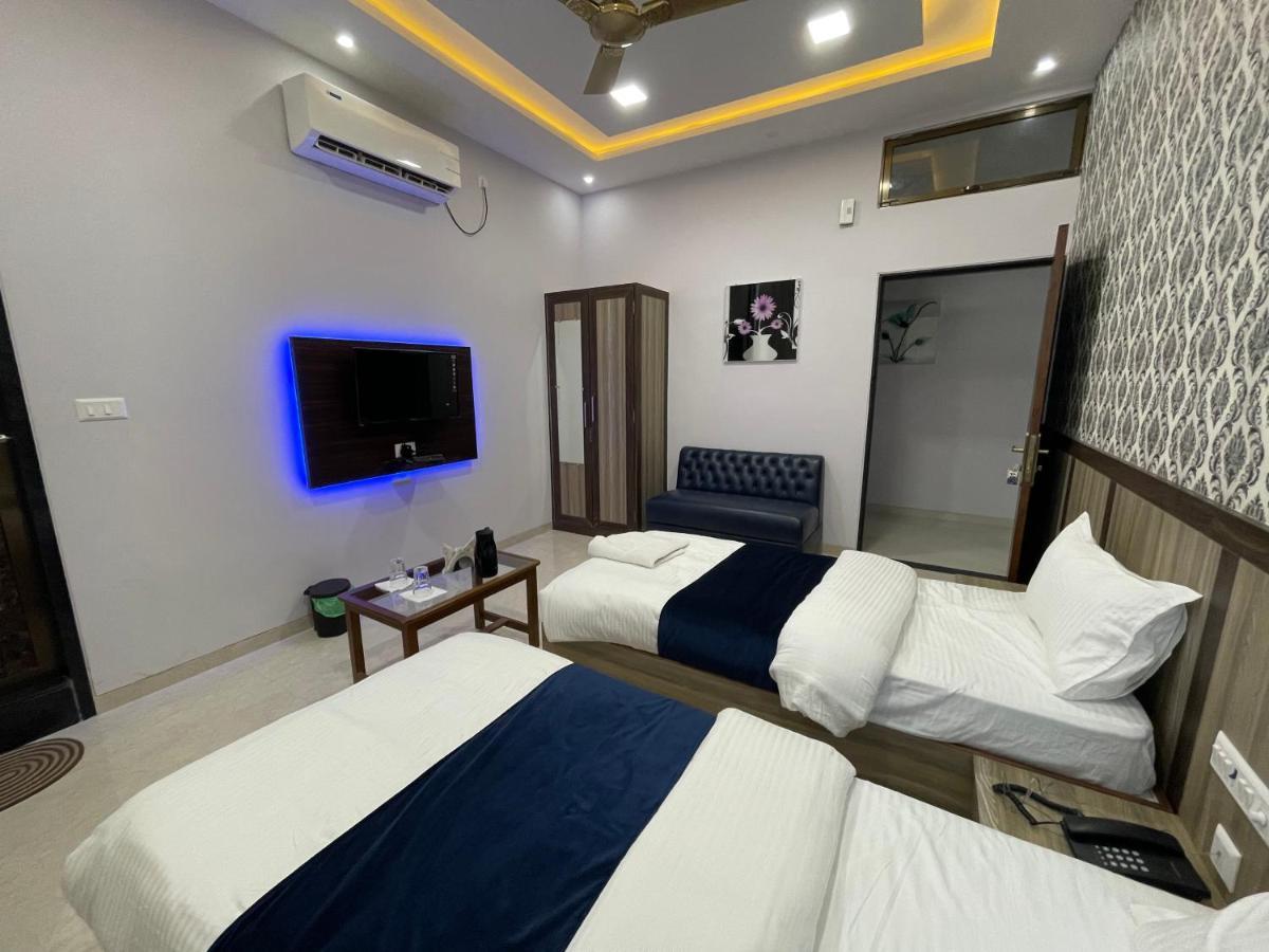 The Royal Palace Hotel Gorakhpur Eksteriør bilde